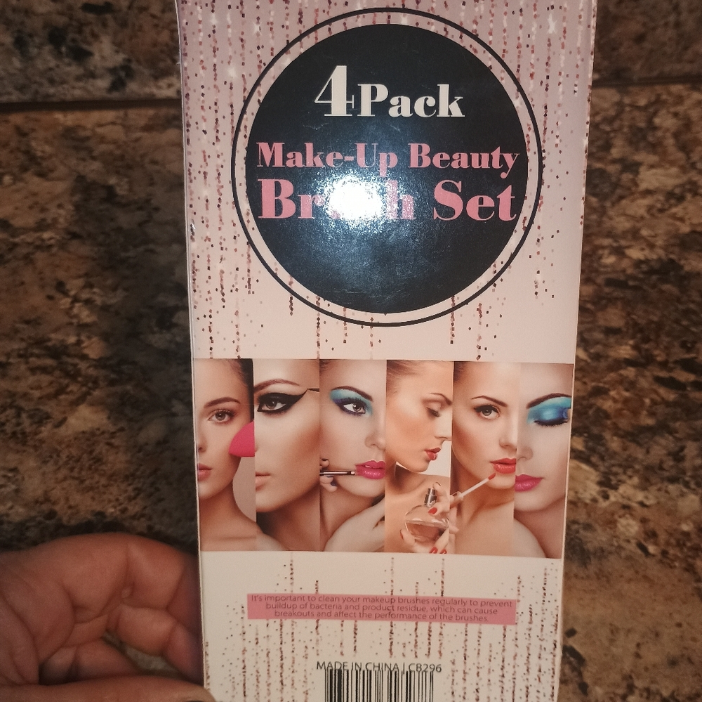 4-Pack Makeup Beauty Brush Set - Picture 4 of 4